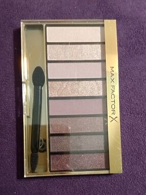 Max Factor Rose & Shimmer Eyeshadow Palette — Soft Pink Collection